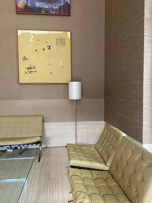 Bgc Stays+Free Pool&Gym Access,200 Mbps Manila 0*,