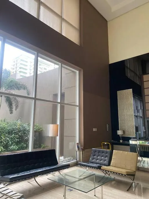 Bgc Stays+Free Pool&Gym Access,200 Mbps Manila 0*,  Filippinerna